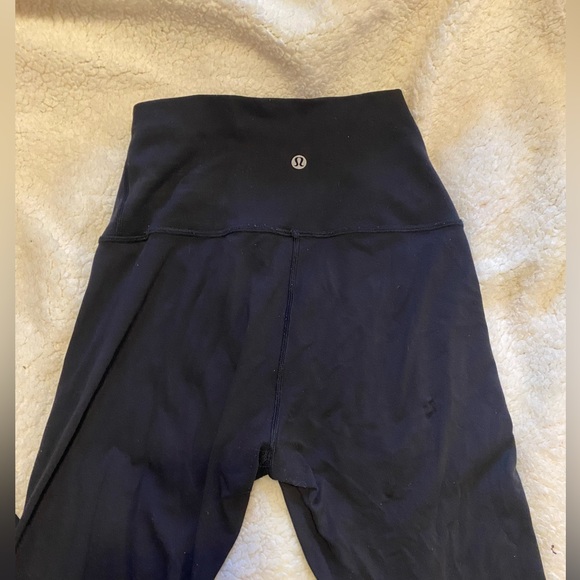 Lulu Leggings - Picture 2 of 3